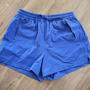 EUC Outdoor Voices Doing Things Shorts